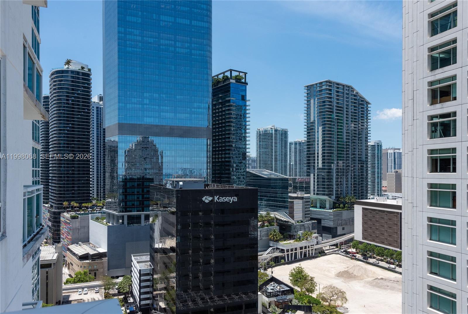 950 Brickell Bay Dr # 2304, Miami FL 33131 photo 3