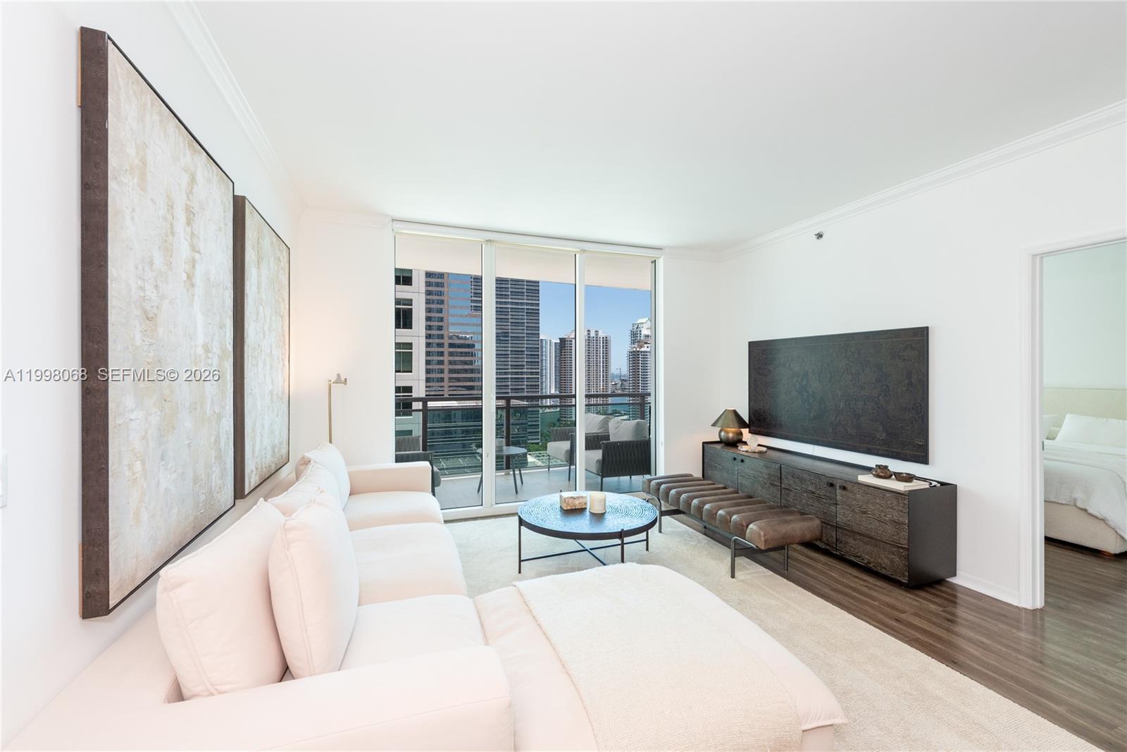 950 Brickell Bay Dr # 2304, Miami FL 33131