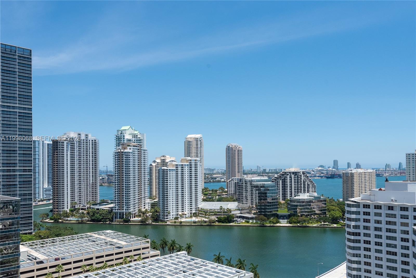 950 Brickell Bay Dr # 2304, Miami FL 33131 photo 5