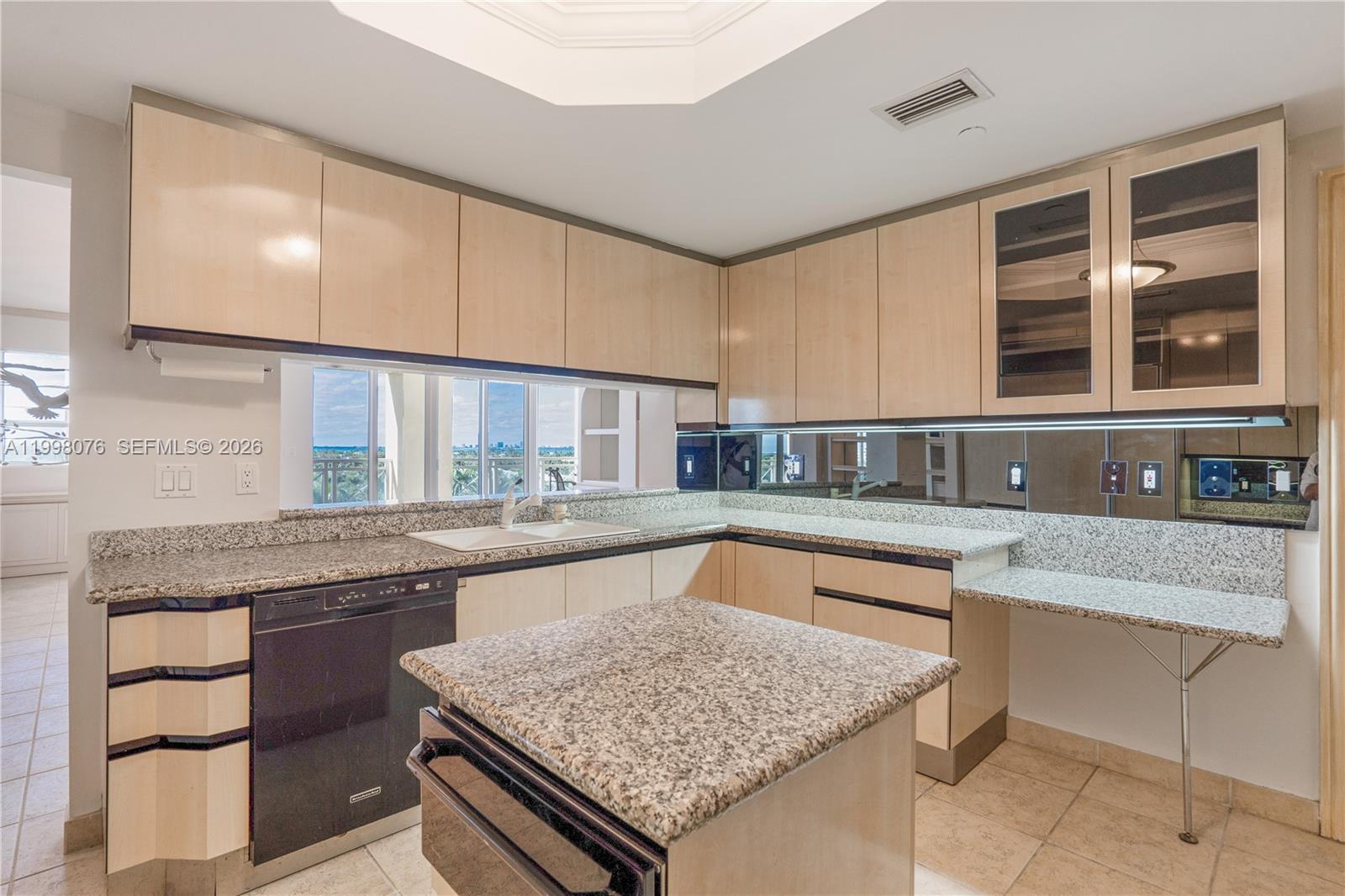 445 Grand Bay Dr # 711, Key Biscayne FL 33149 photo 4
