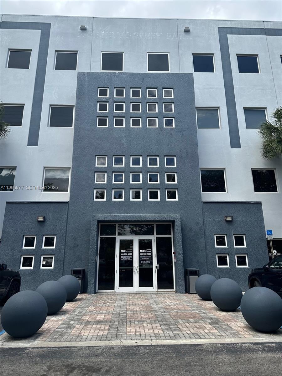 7791 NW 46th St # 327, Doral FL 33166