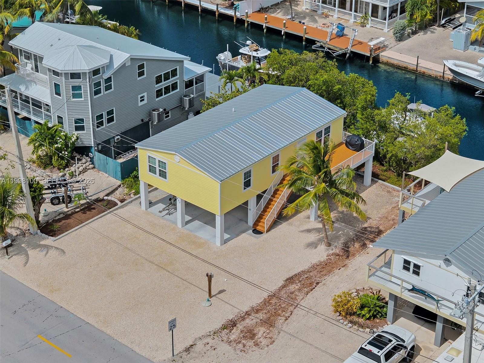 437 Pirates Rd, Torch Key FL 33042 photo 2