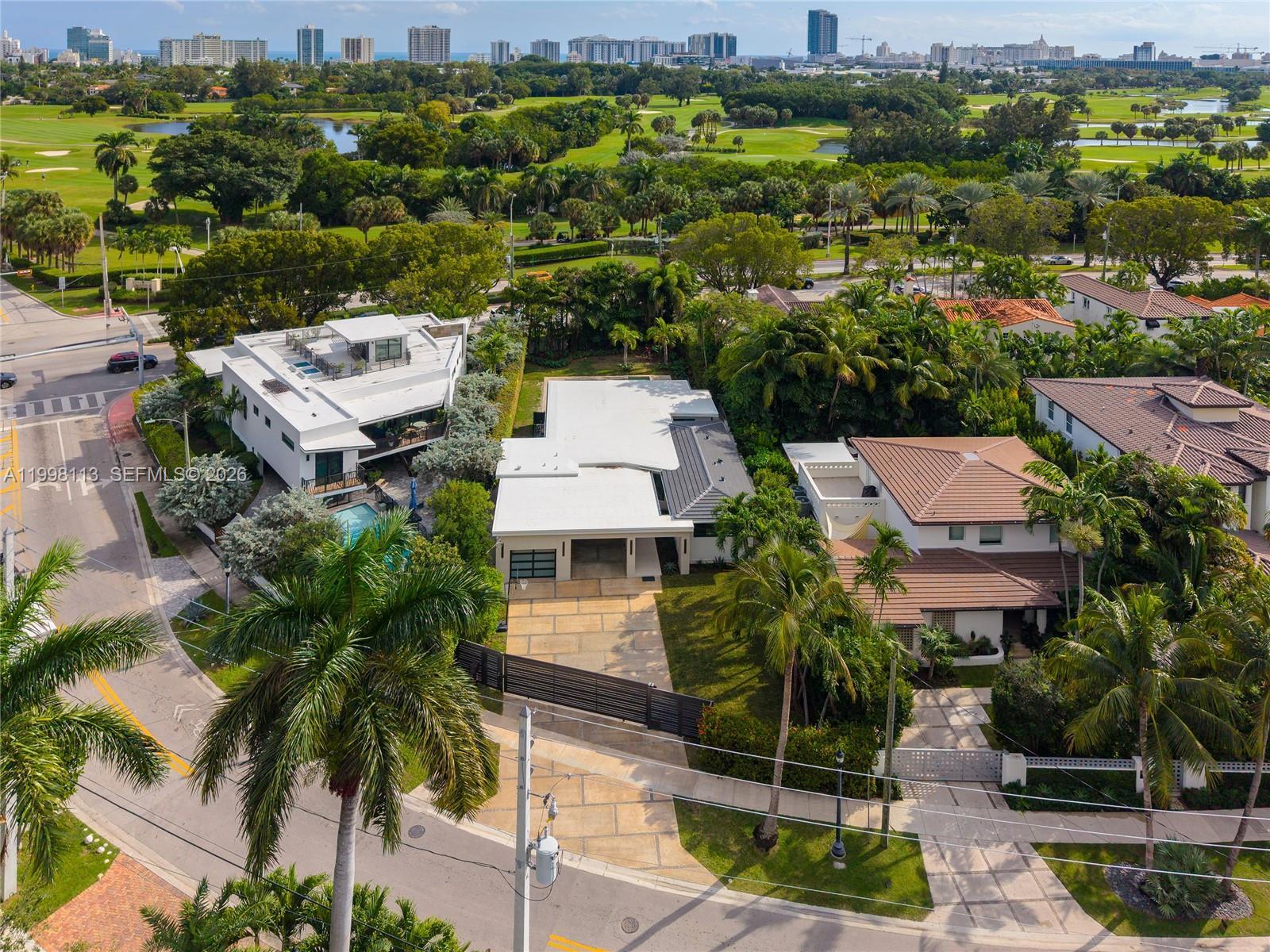 3141 N Bay Rd, Miami Beach FL 33140 photo 2