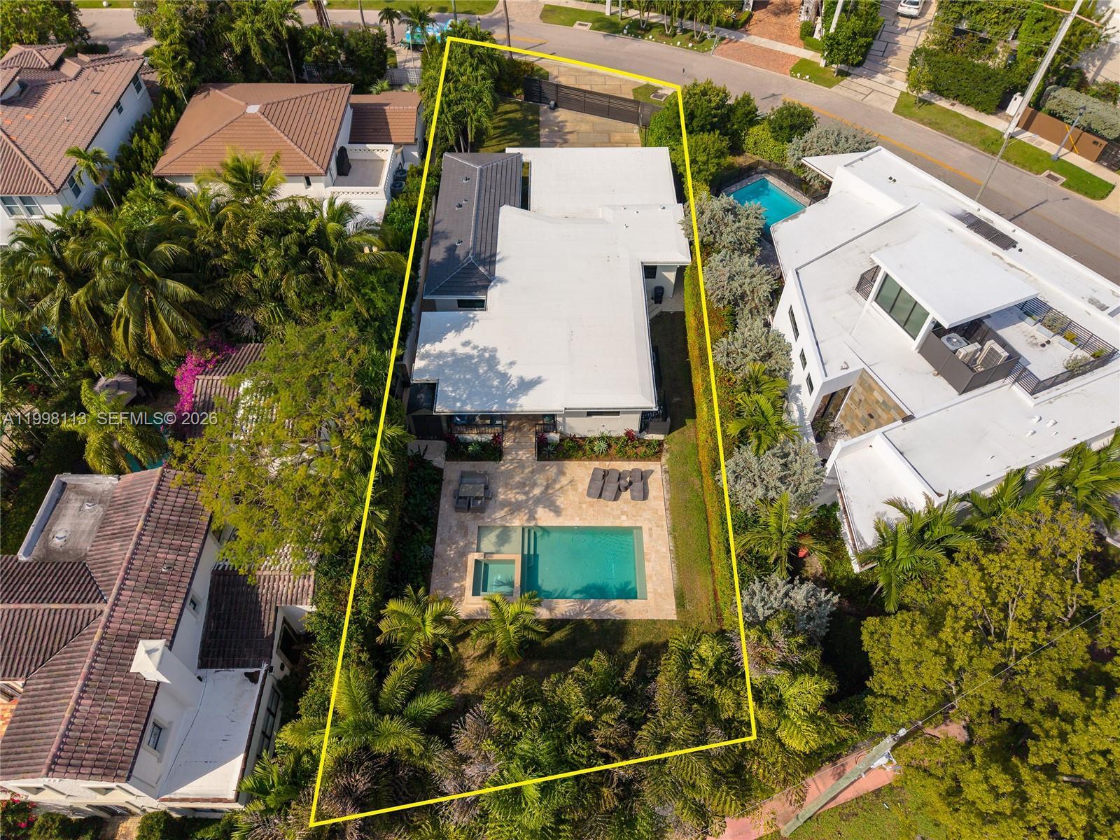 3141 N Bay Rd, Miami Beach FL 33140 photo 4