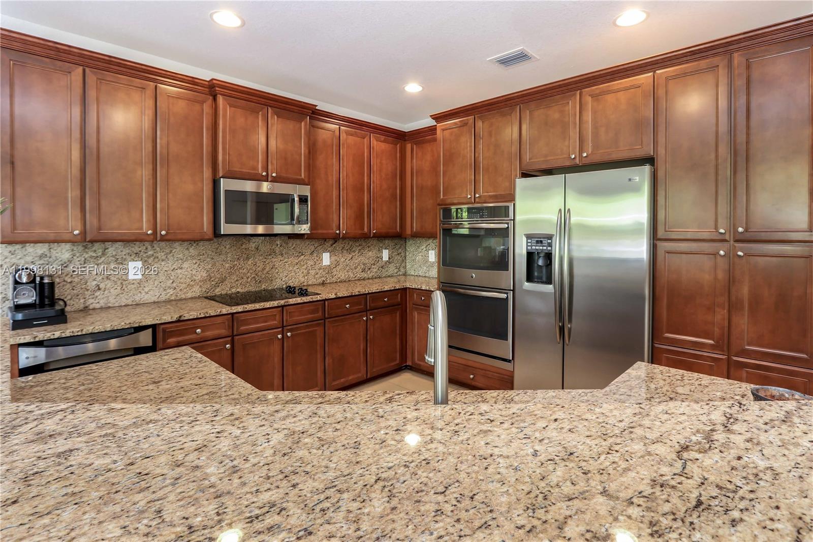 8868 NW 101st Pl, Doral FL 33178 photo 5