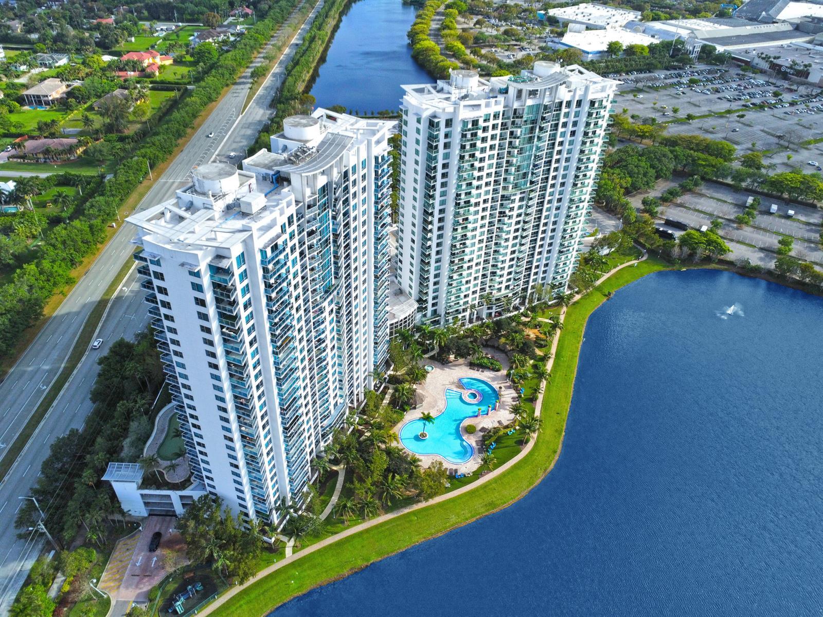 2641 N Flamingo Road, Plantation FL 33323 photo 3