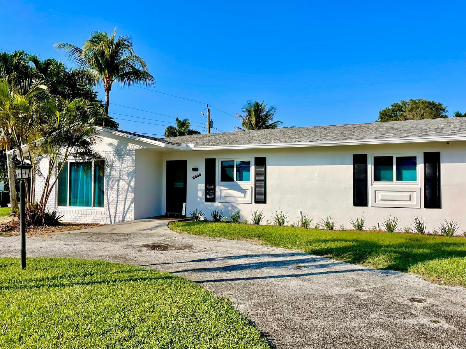 2809 SW 46th Street, Dania Beach FL 33312 photo 2