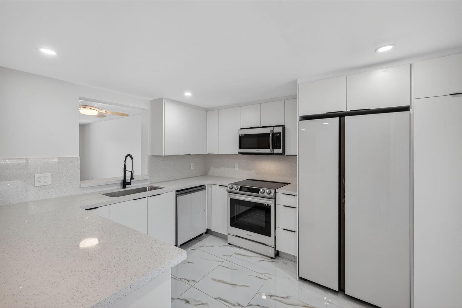 14375 Strathmore Lane # 303, Delray Beach FL 33446 photo 2