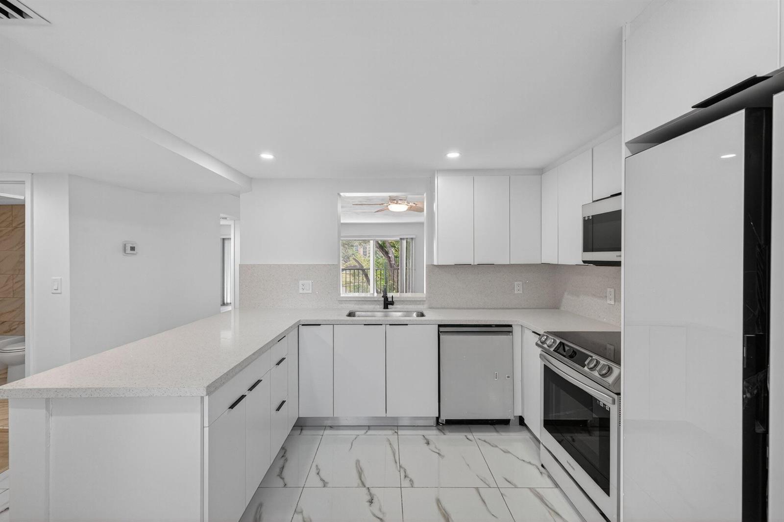 14375 Strathmore Lane # 303, Delray Beach FL 33446 photo 4