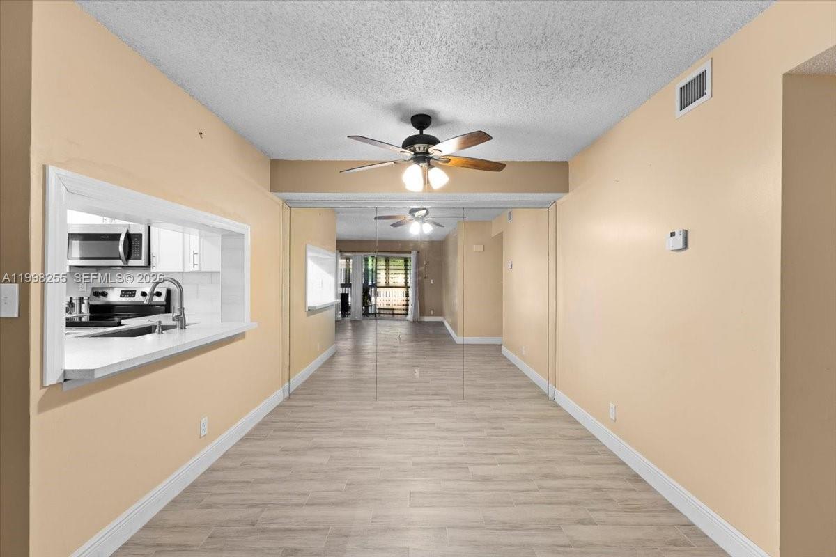3047 N Oakland Forest Dr # 204, Oakland Park FL 33309 photo 5