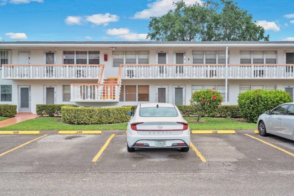 349 Camden O, West Palm Beach FL 33417 photo 3