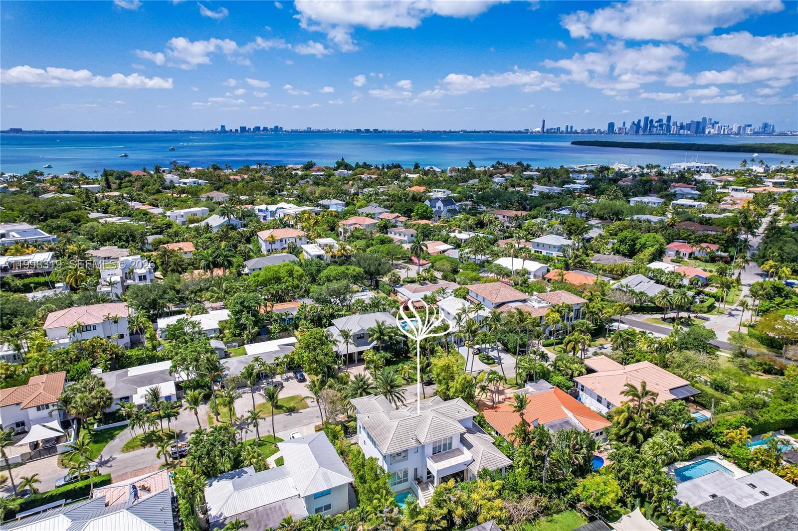 435 Hampton Ln, Key Biscayne FL 33149 photo 3