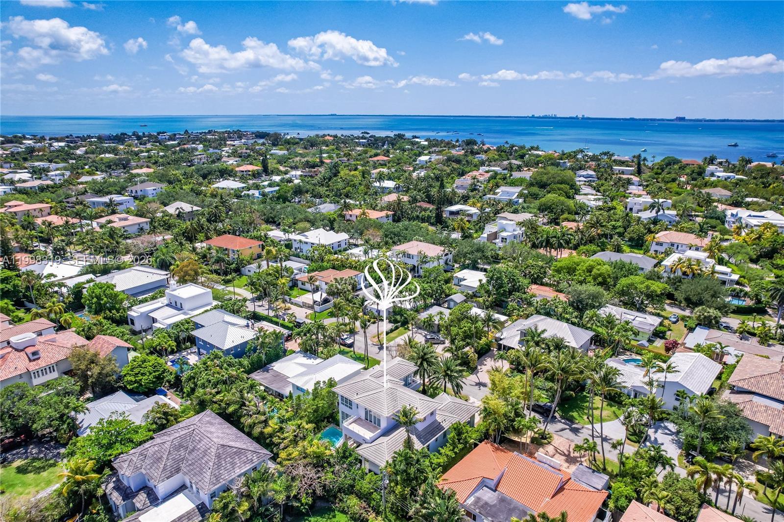 435 Hampton Ln, Key Biscayne FL 33149 photo 4