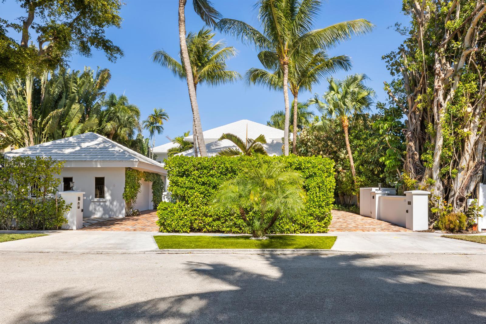 121 Seville Road, West Palm Beach FL 33405 photo 4