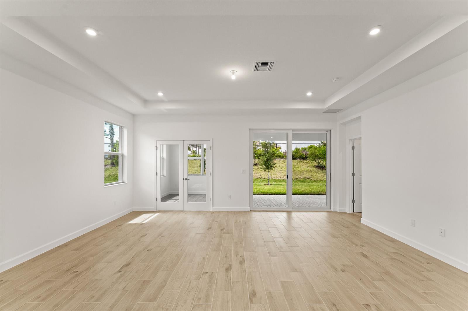 10304 SW Carnelian Street, Port St. Lucie FL 34987 photo 4