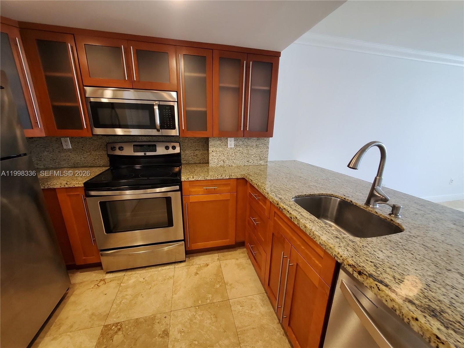 540 Brickell Key Dr # 1020, Miami FL 33131 photo 2