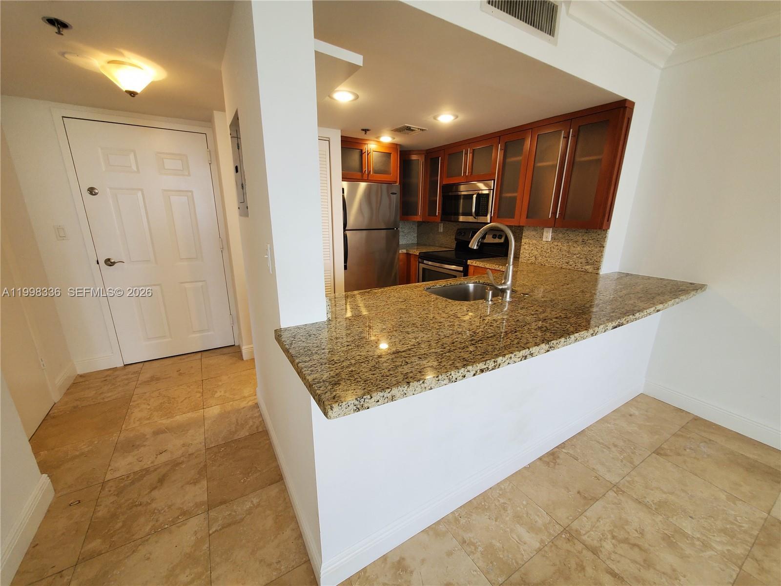 540 Brickell Key Dr # 1020, Miami FL 33131 photo 3