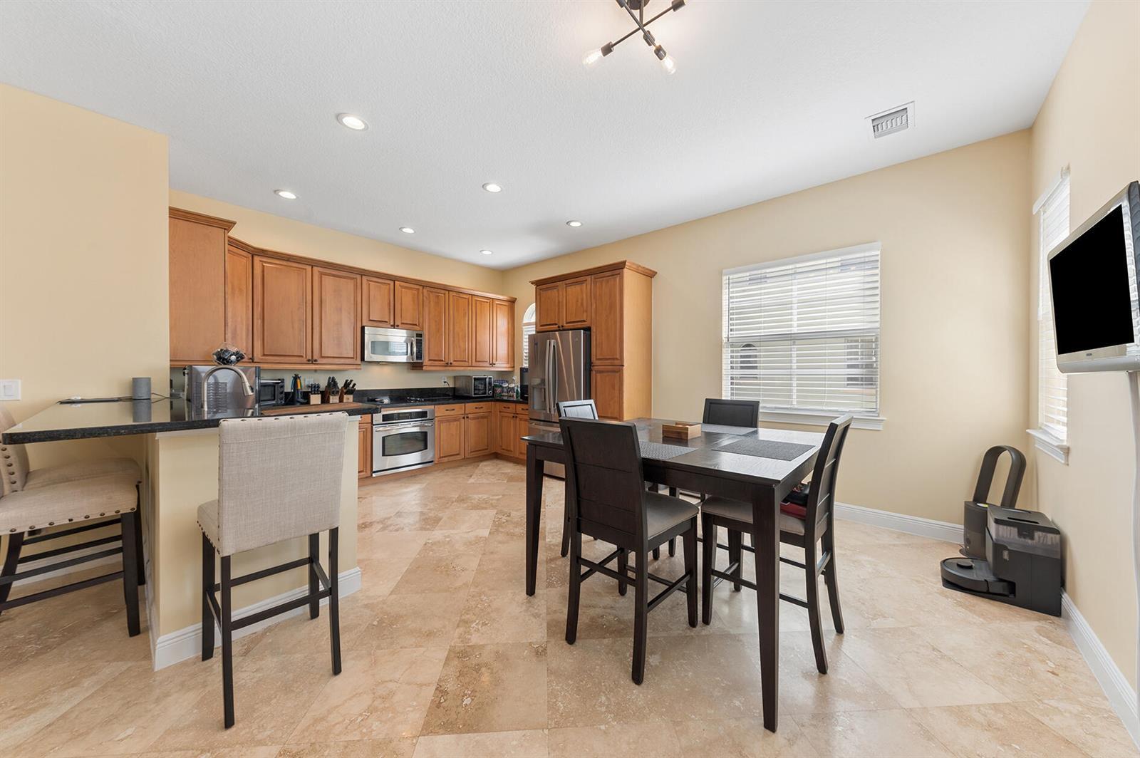 41 Via Floresta Drive, Boca Raton FL 33487 photo 2