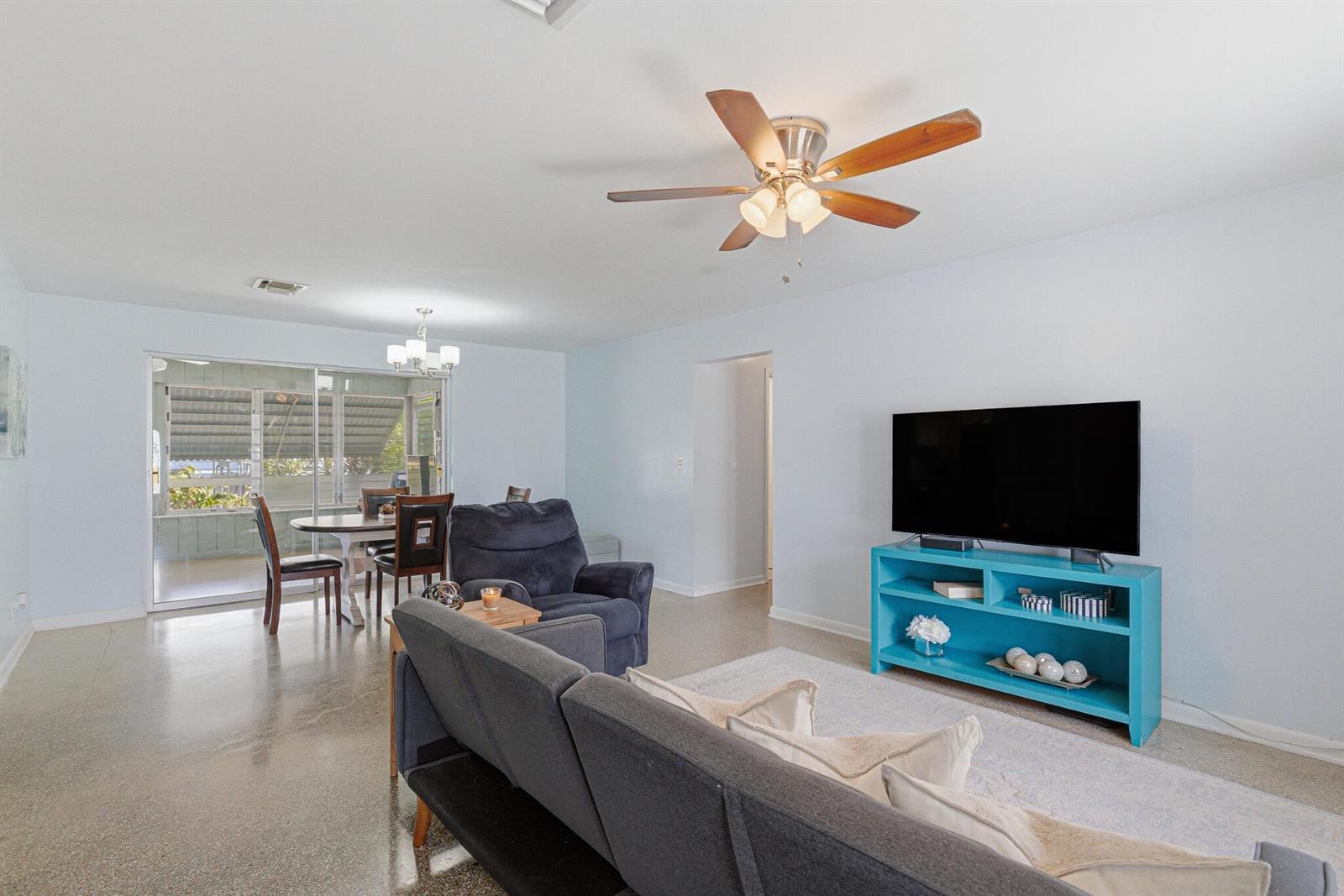 528 N A Street, FL 33460 photo 5