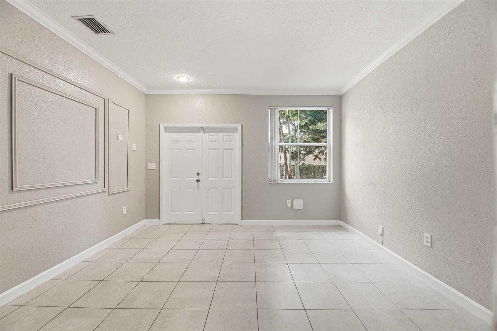 16945 SW 34th Street, Miramar FL 33027 photo 2