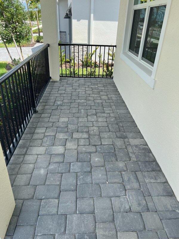 6784 NW Cloverdale Avenue, Port St. Lucie FL 34987 photo 2