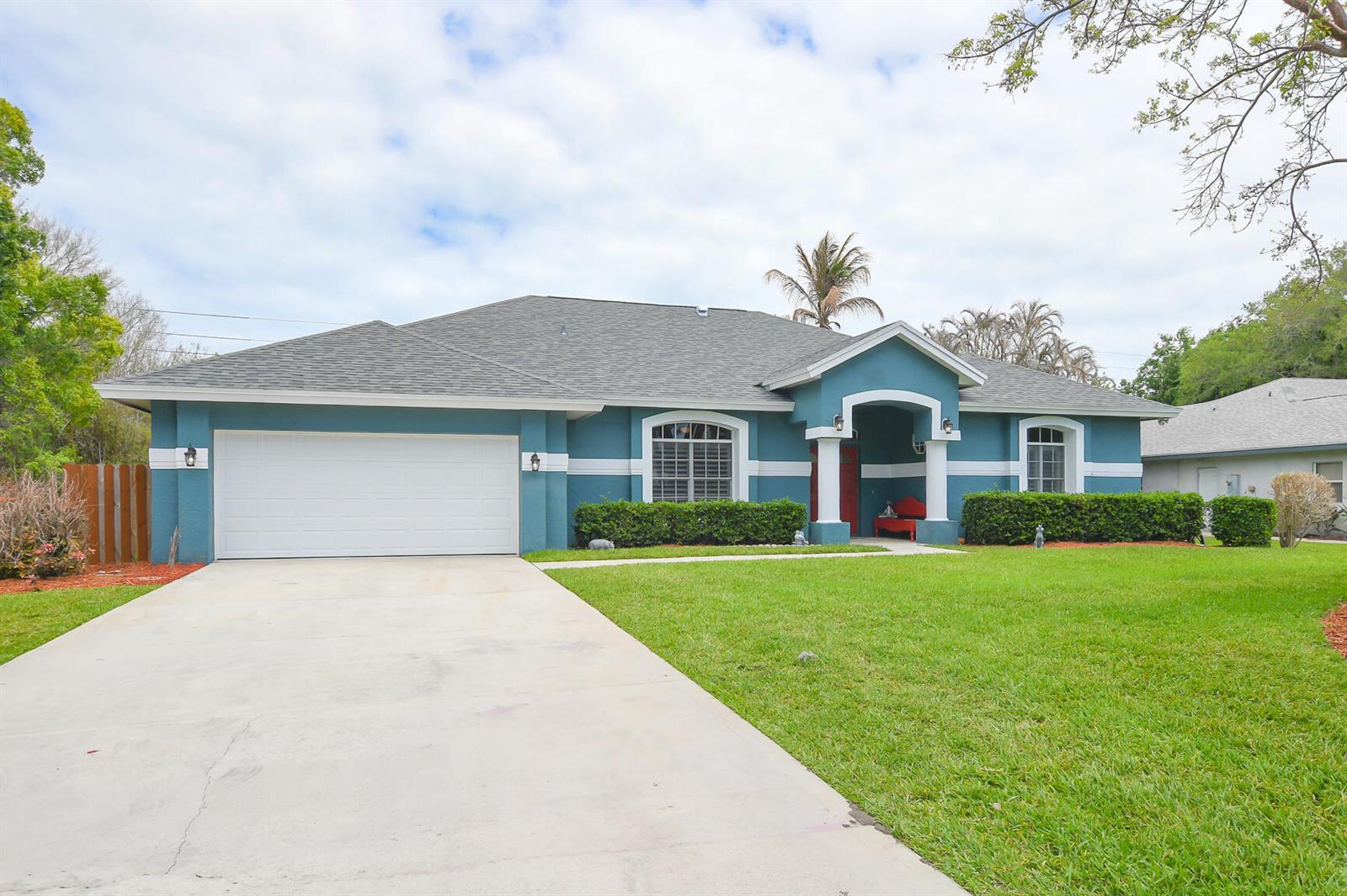 2263 NE Marlberry Lane, Jensen Beach FL 34957 photo 3