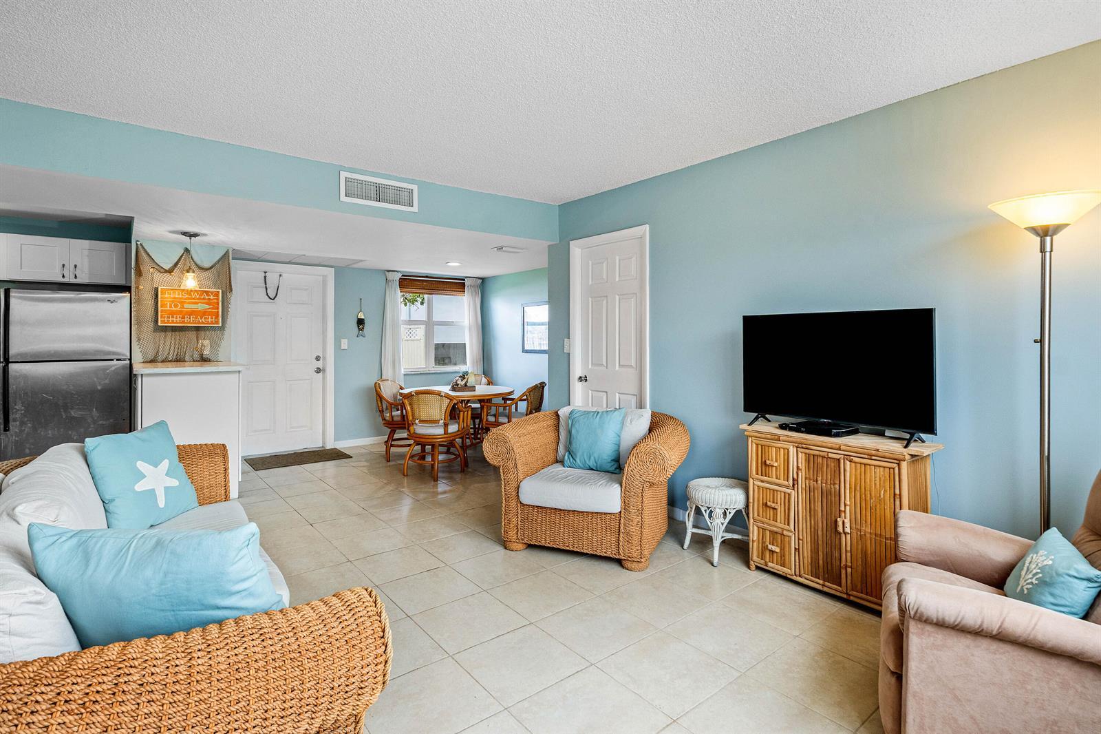 1820 New Palm Way # 103, Boynton Beach FL 33435 photo 2