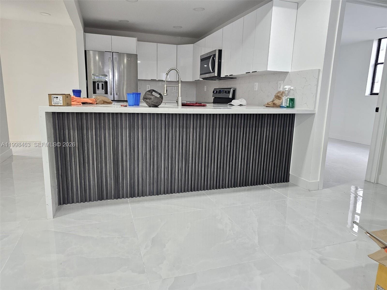 7125 Bay Dr # 506, Miami Beach FL 33141 photo 4