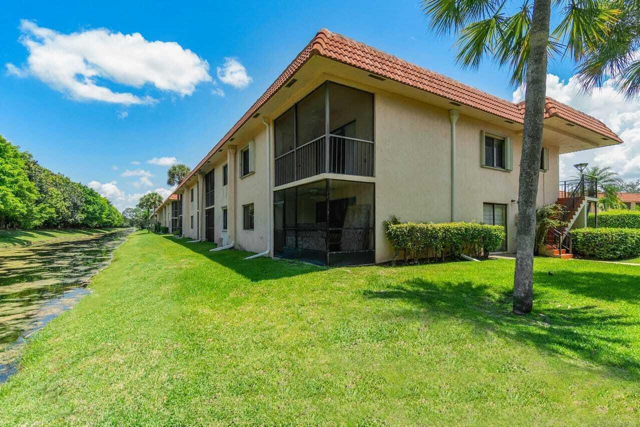 341 Lakeview Drive # 203, Weston FL 33326 photo 3