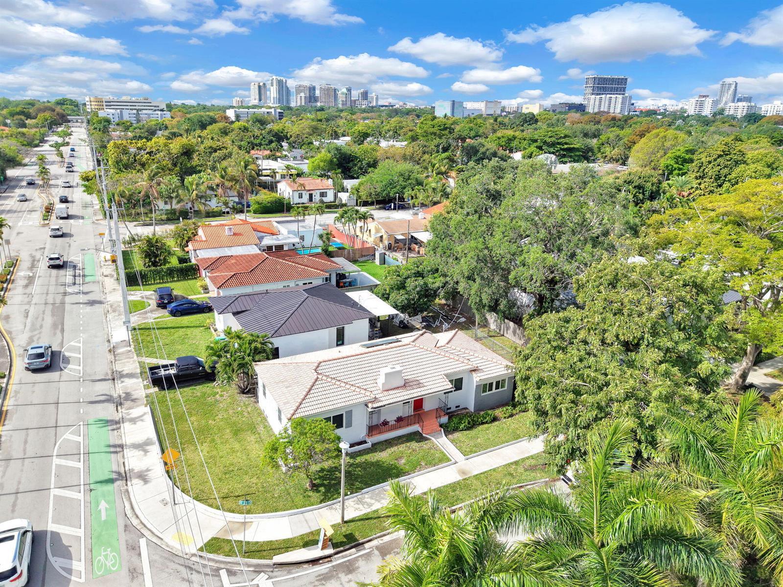 2200 SW 23rd Terrace, Miami FL 33145 photo 4