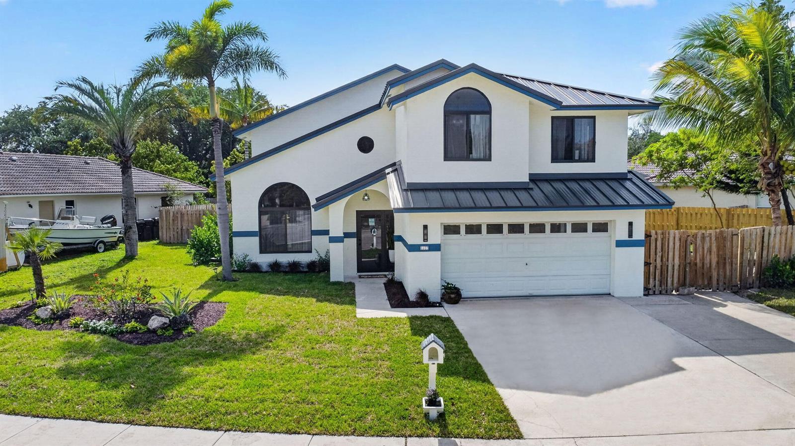 2227 Vernon Street, FL 33460 photo 2