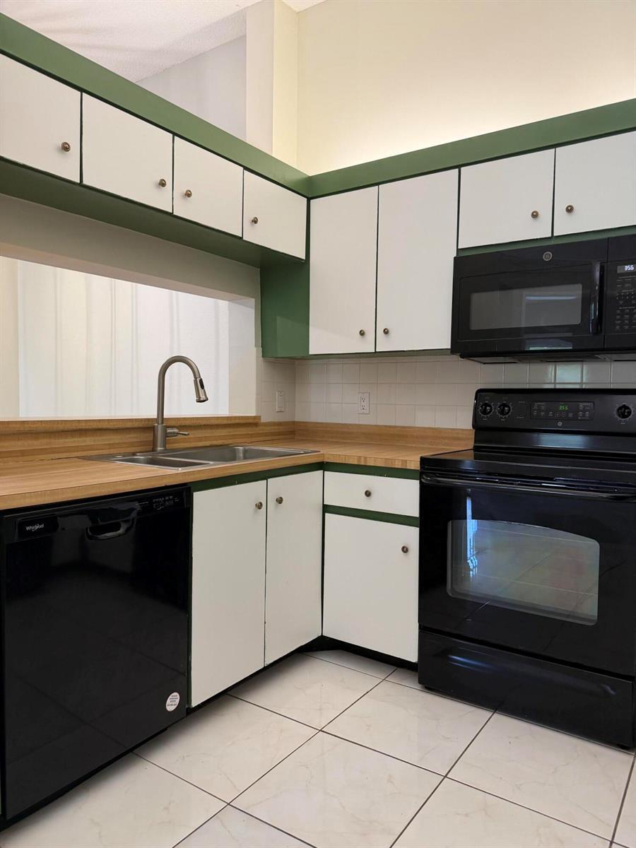 13811 Oneida Drive # H2, Delray Beach FL 33446 photo 4