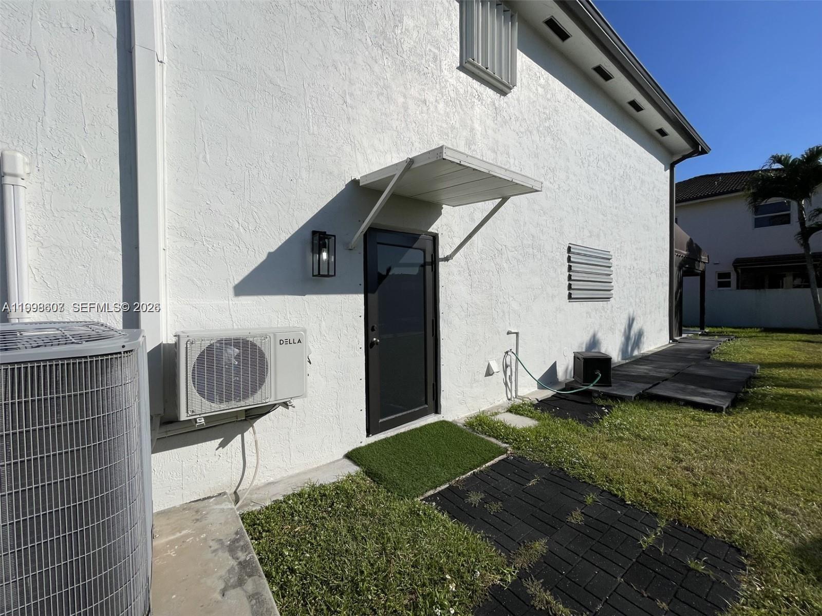 3403 SW 150 Ct # 1, Miami FL 33185 photo 2