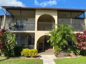 446 Pine Glen Lane # 1, FL 33463 photo 2