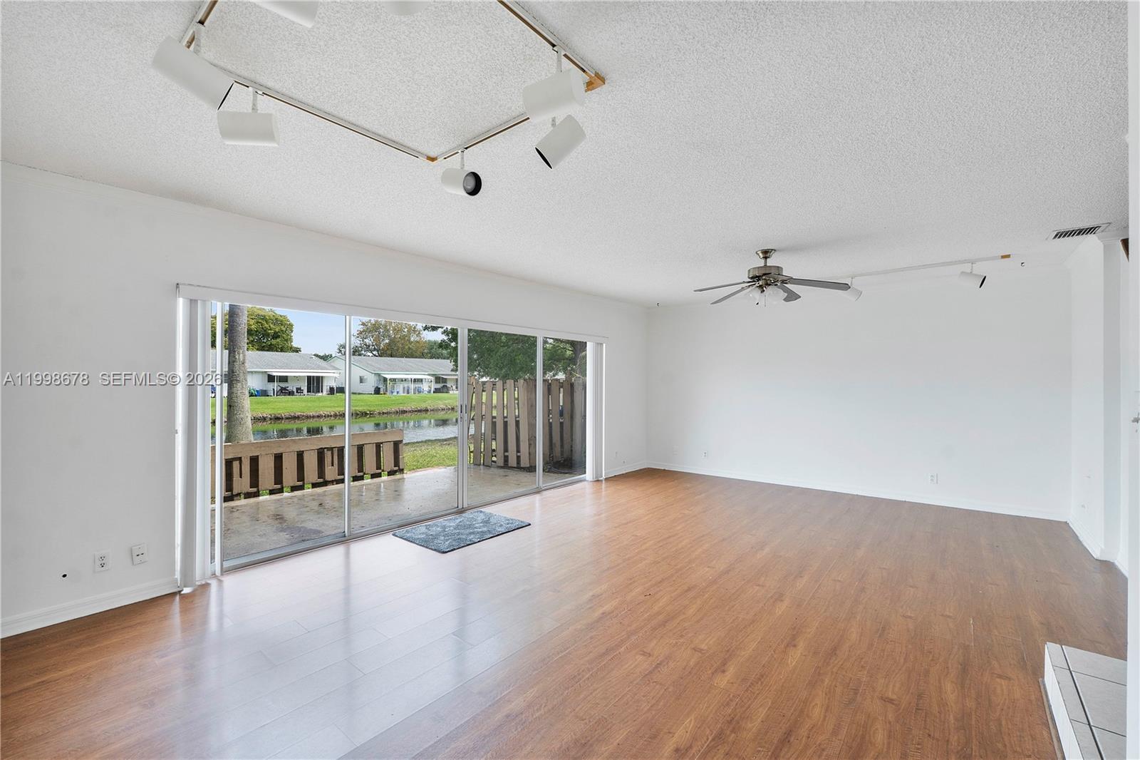 8243 NW 9th Ct # 7, Plantation FL 33324 photo 3