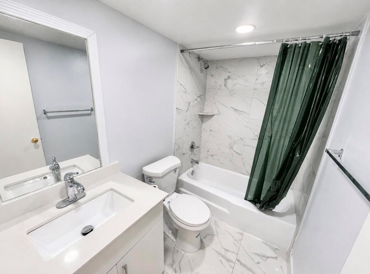 1250 NE 125th Street # 216d, North Miami FL 33161 photo 4