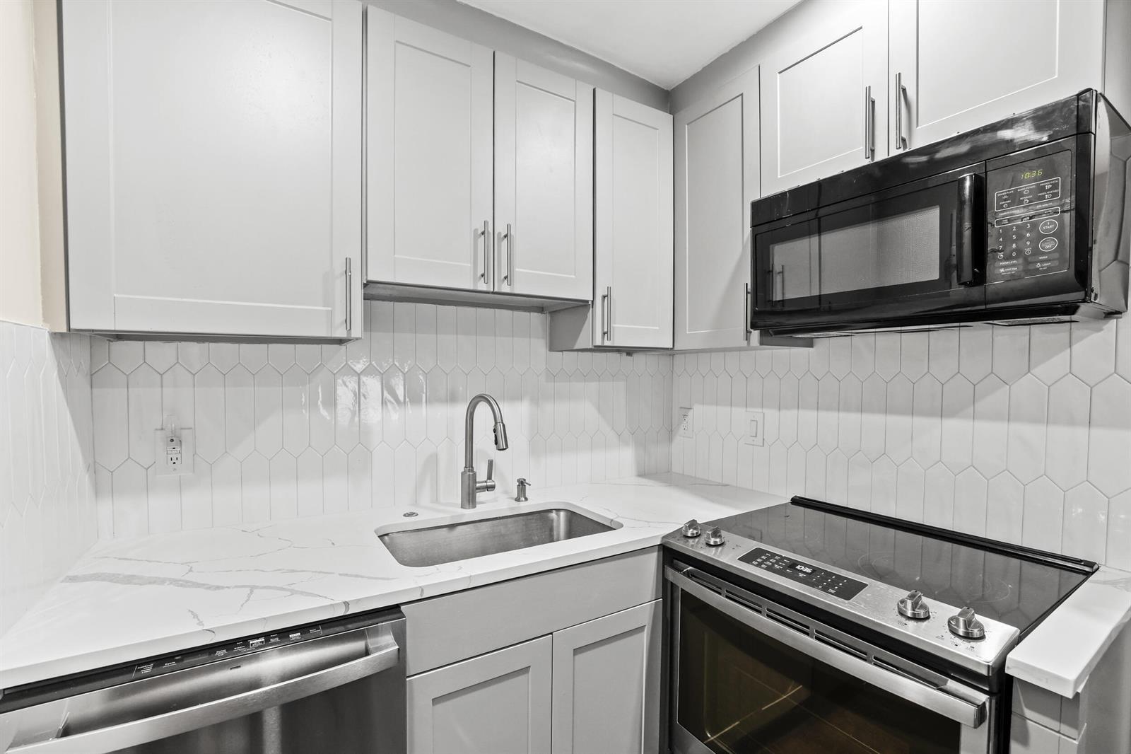 2211 NE 67th Street # 1131, Fort Lauderdale FL 33308 photo 2