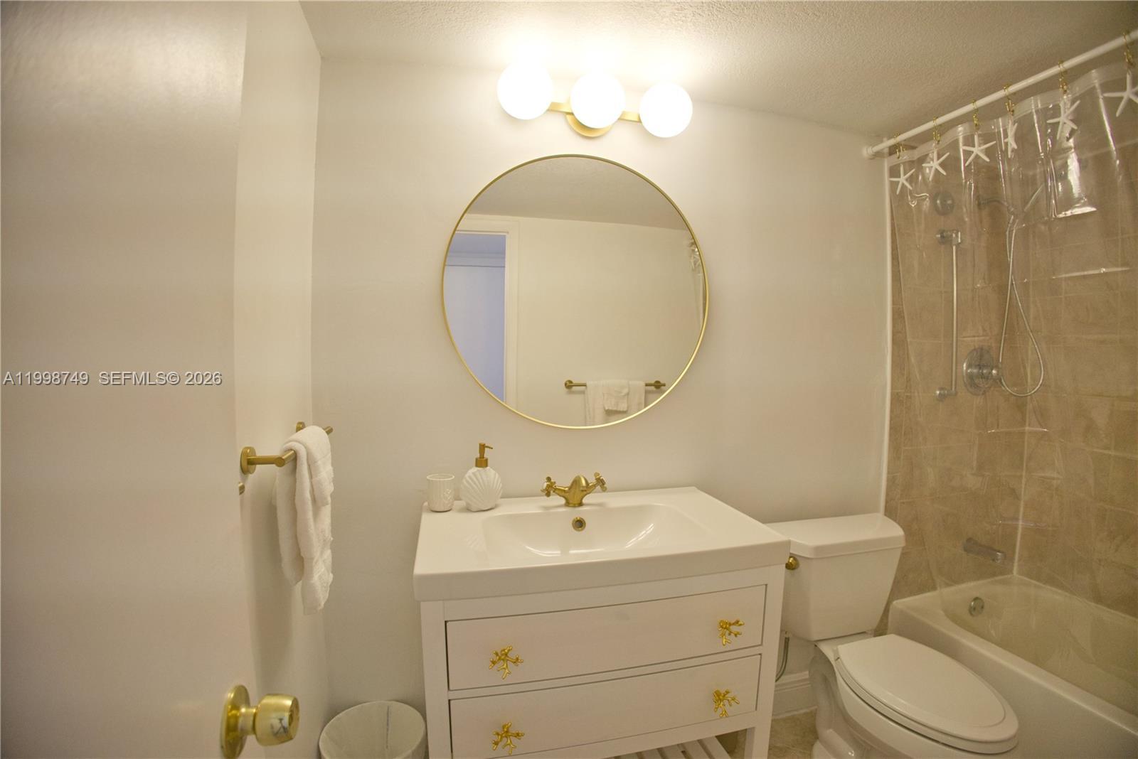 5555 Collins Ave # 15M, Miami Beach FL 33140 photo 5