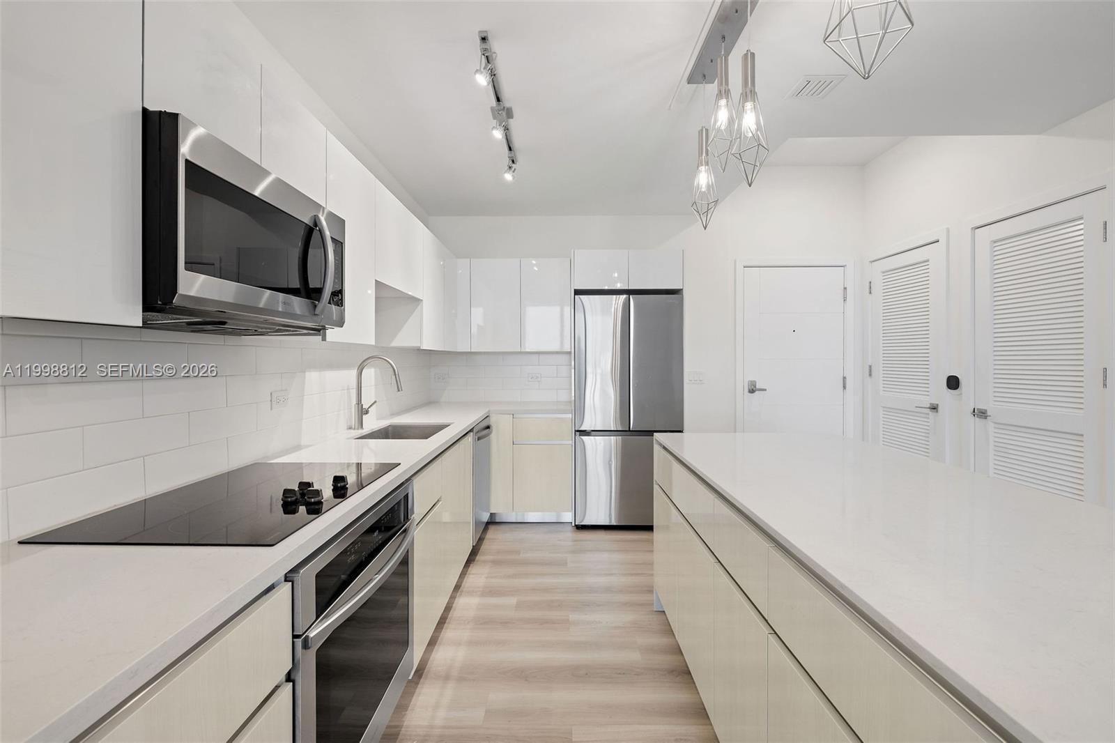 101 Diplomat Pkwy # 1004, Hallandale Beach FL 33009 photo 4
