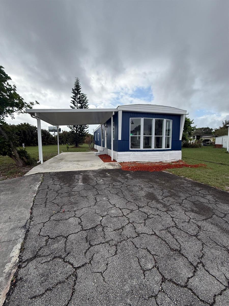 4022 68th Street N # 826, Riviera Beach FL 33404