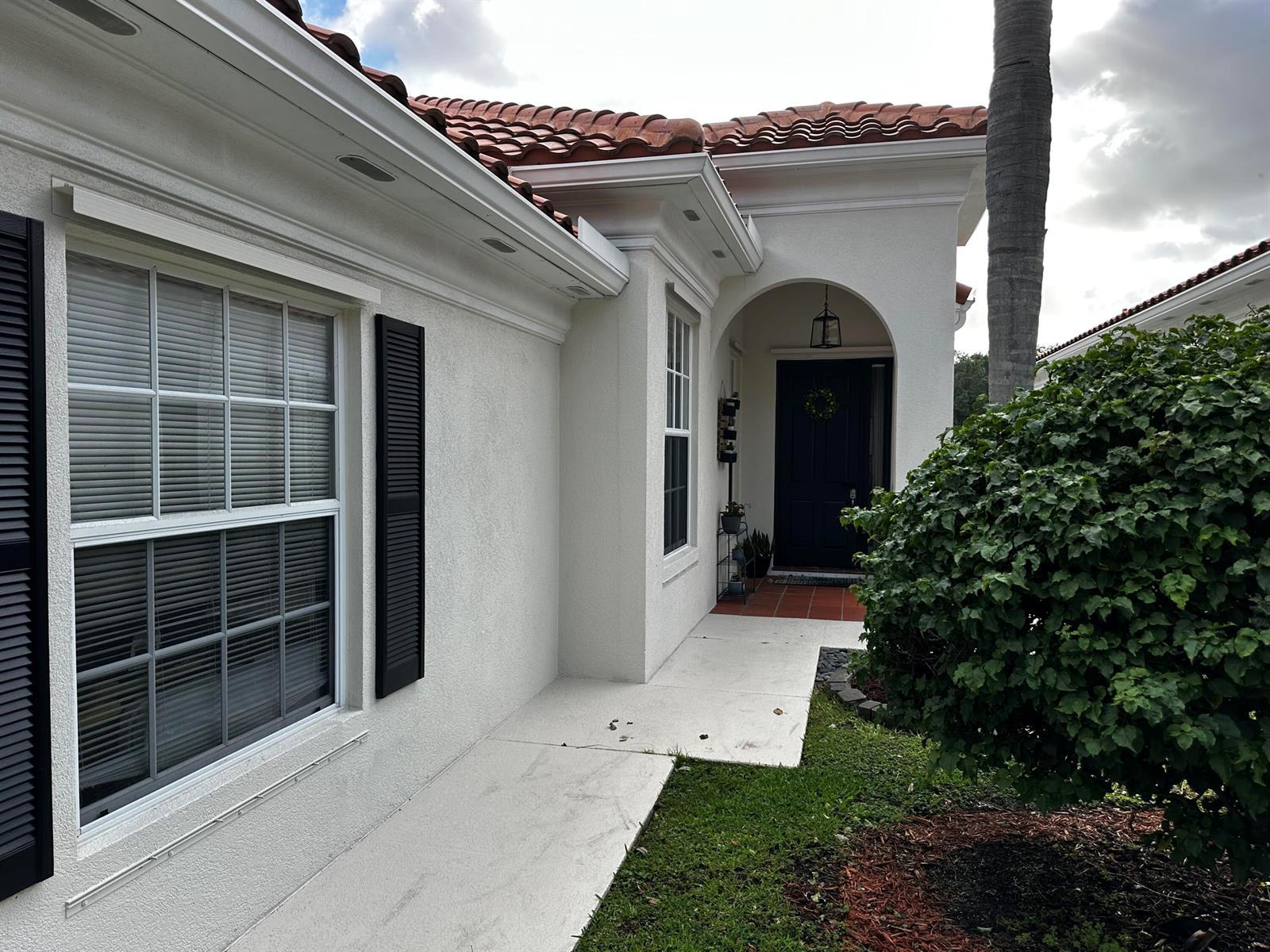 2023 Valencia Drive, Delray Beach FL 33445 photo 2