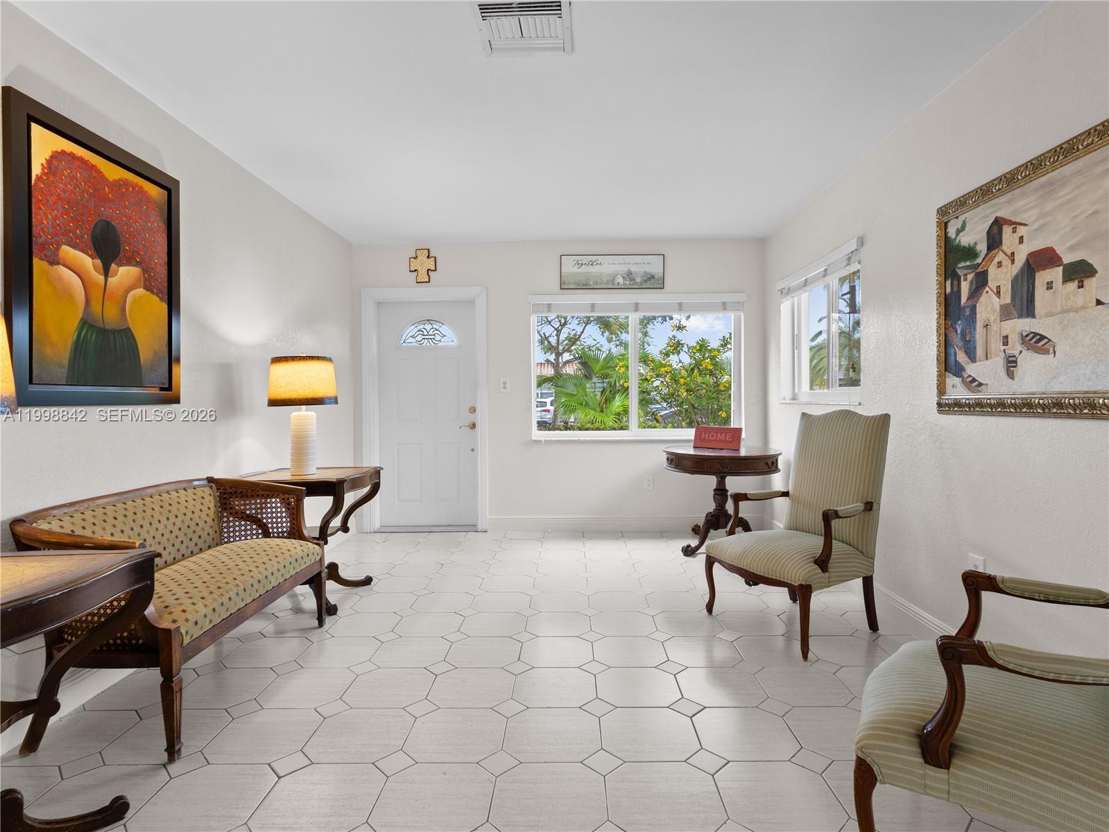 6665 NW 39th St, Virginia Gardens FL 33166 photo 5