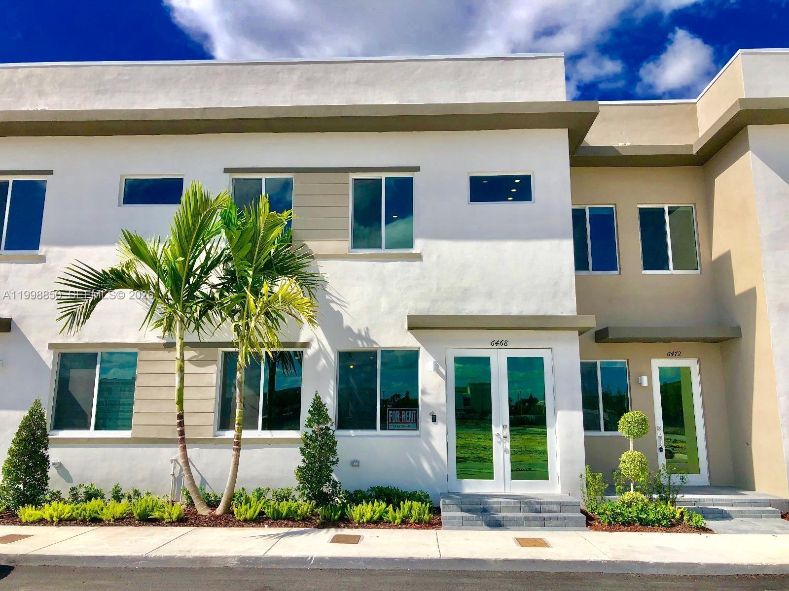 6468 NW 103rd Pl, Doral FL 33178
