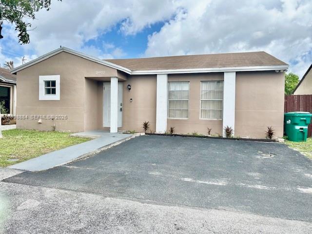 19922 NW 67th Pl, Hialeah FL 33015
