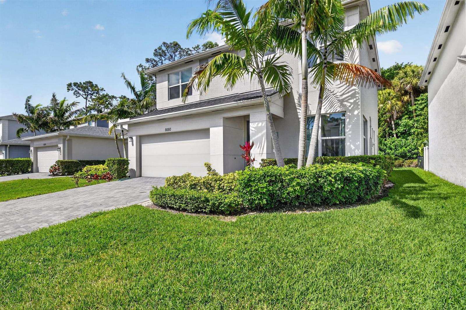 6680 Pointe Of Woods Drive, West Palm Beach FL 33415 photo 2