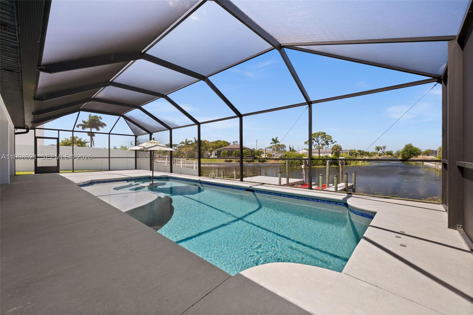 1808 SW 8th Place, Cape Coral FL 33991 photo 3