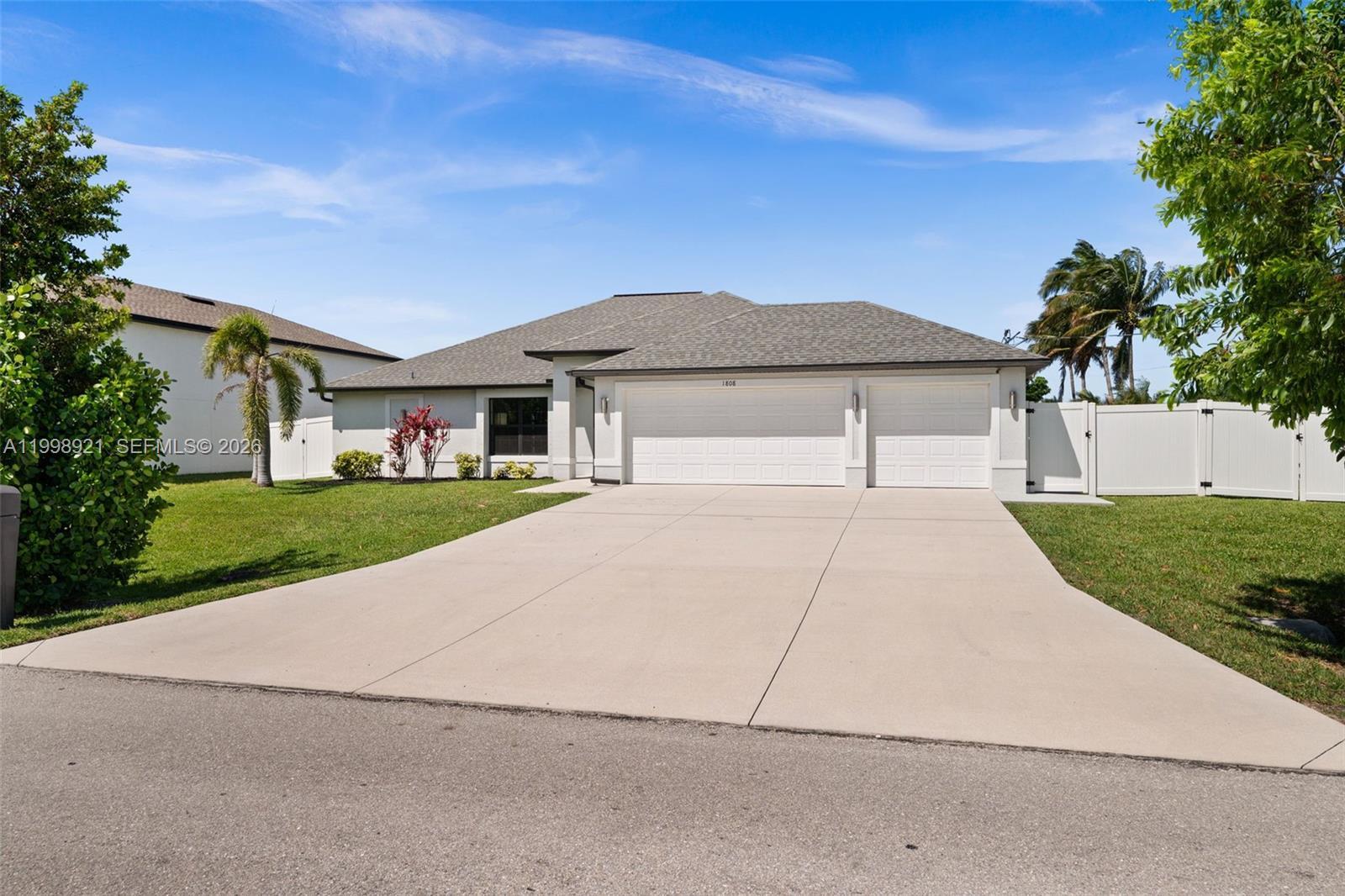 1808 SW 8th Place, Cape Coral FL 33991 photo 4