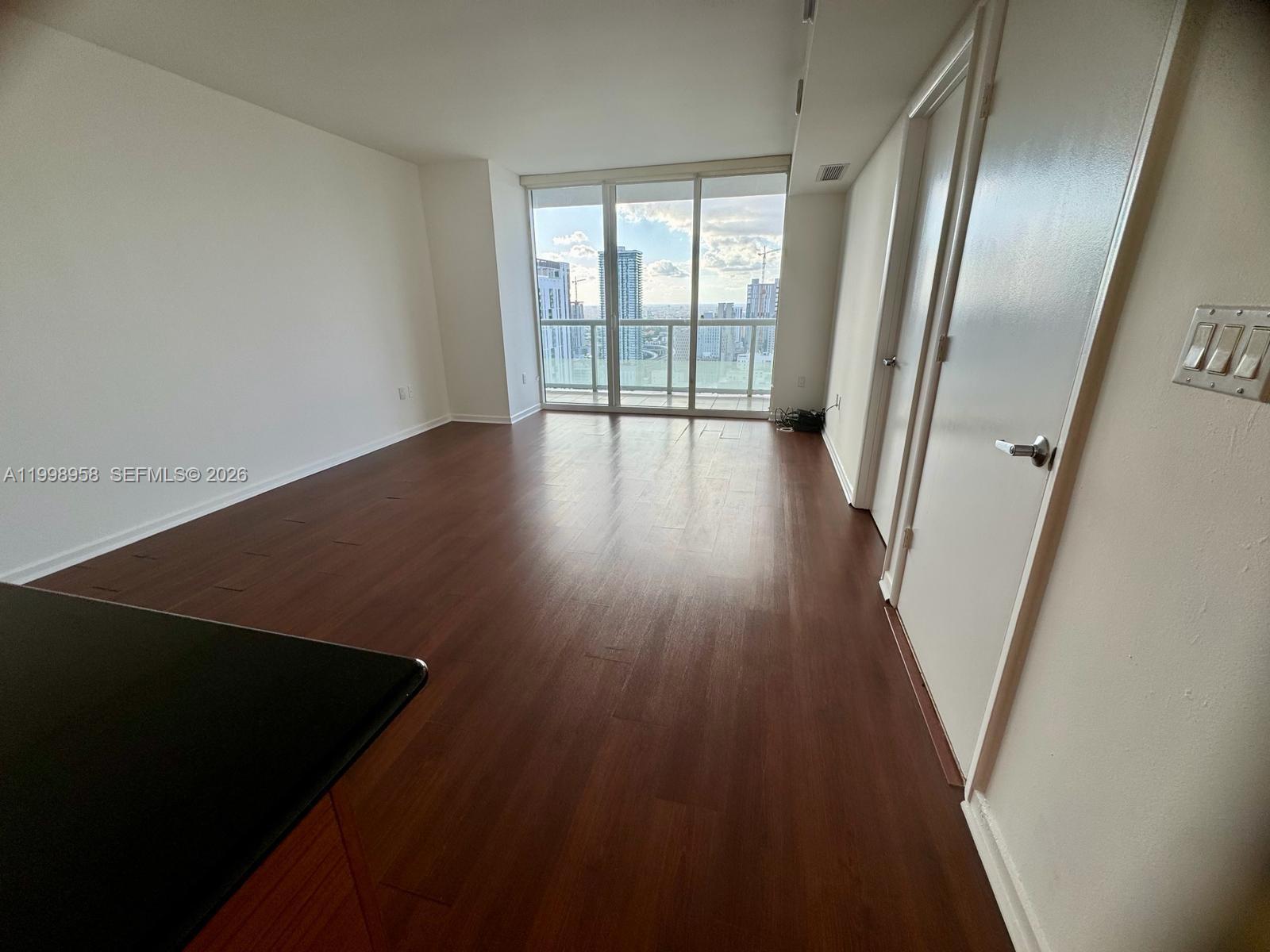 50 BISCAYNE Blvd # 3807, Miami FL 33132 photo 3