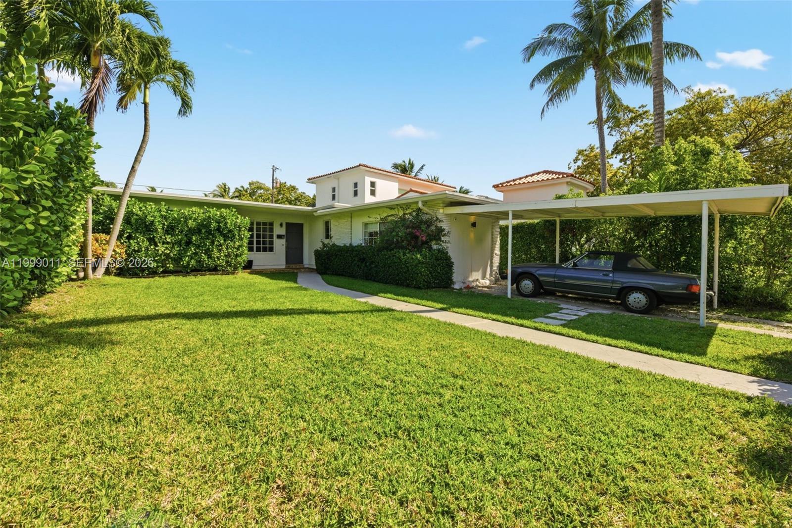 725 W 51st St, Miami Beach FL 33140