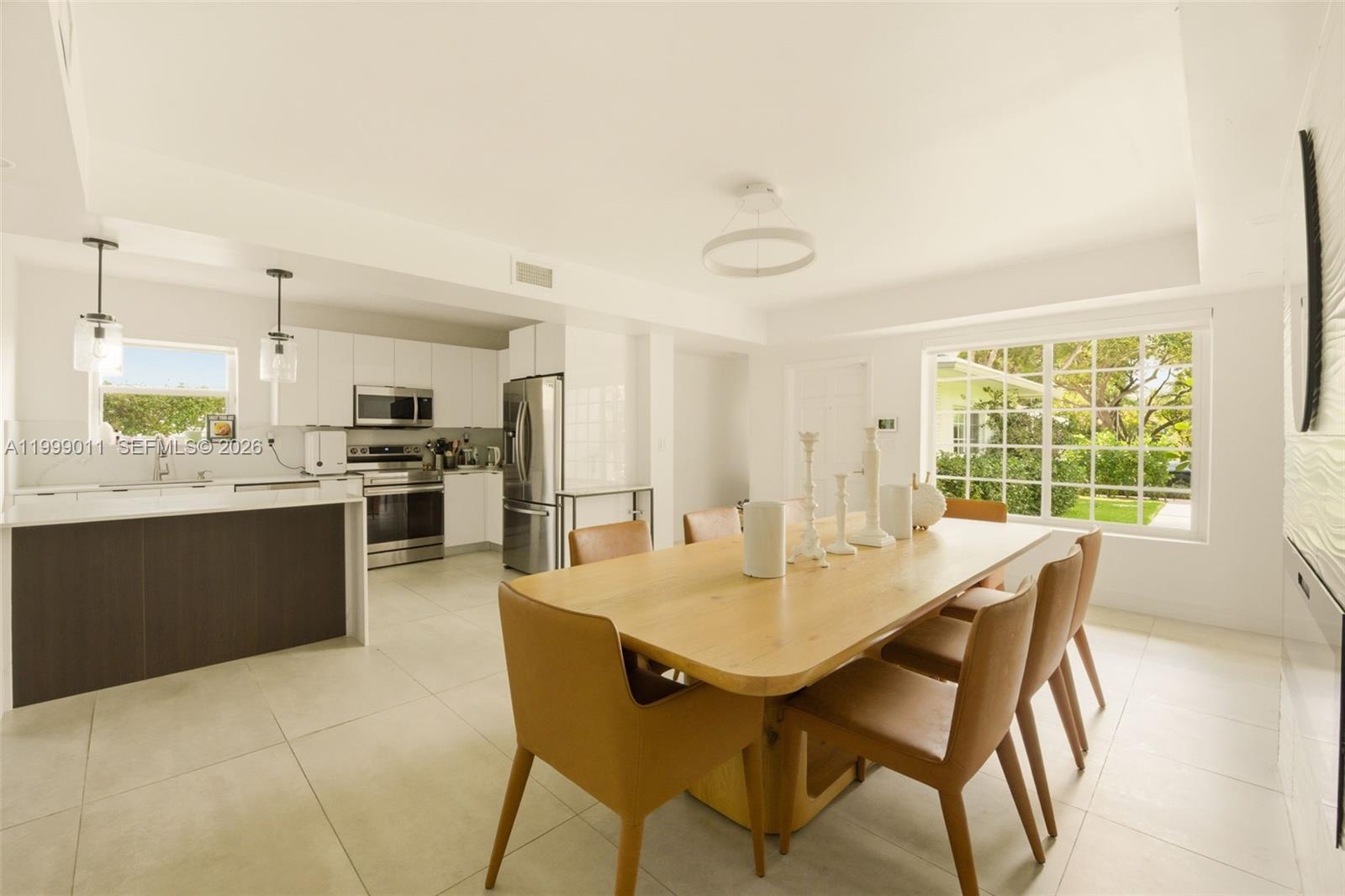 725 W 51st St, Miami Beach FL 33140 photo 4